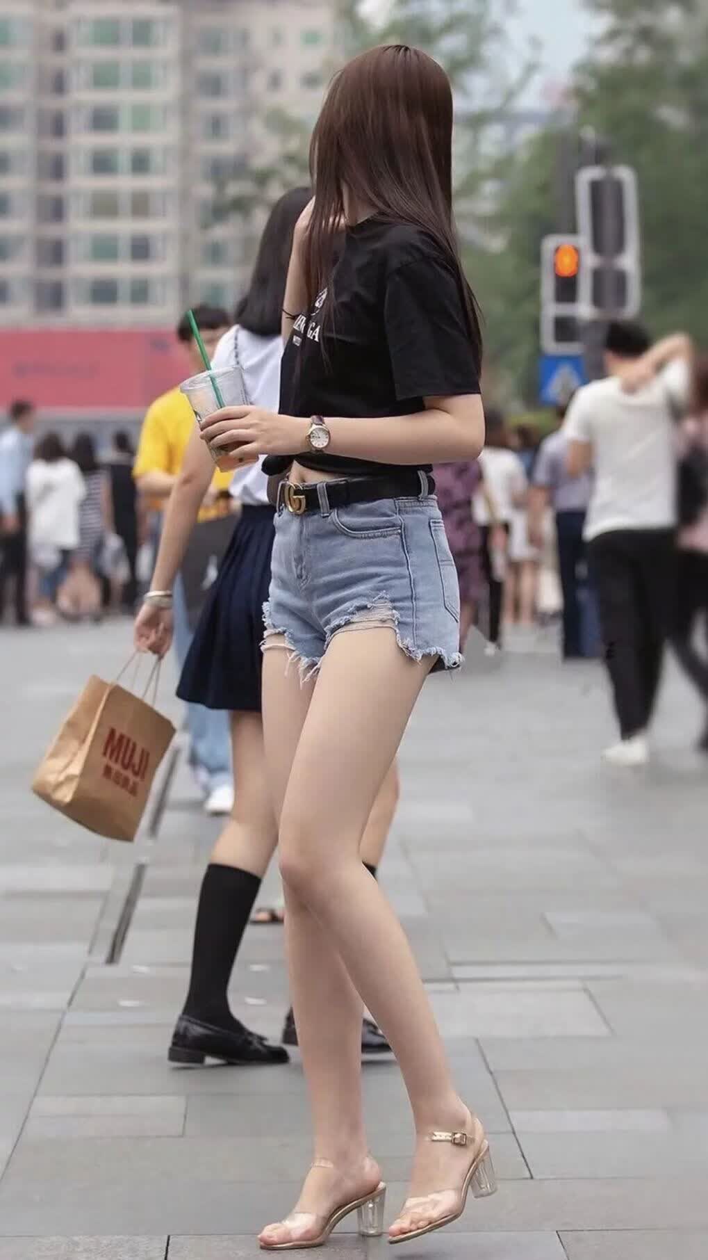 唯一的B组,当加纳的青春风暴,撕裂了托纳利孤独的王座